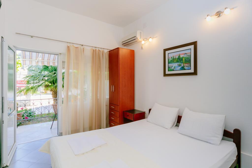 Apartments Solemar2 ซูโตมอเร ภายนอก รูปภาพ